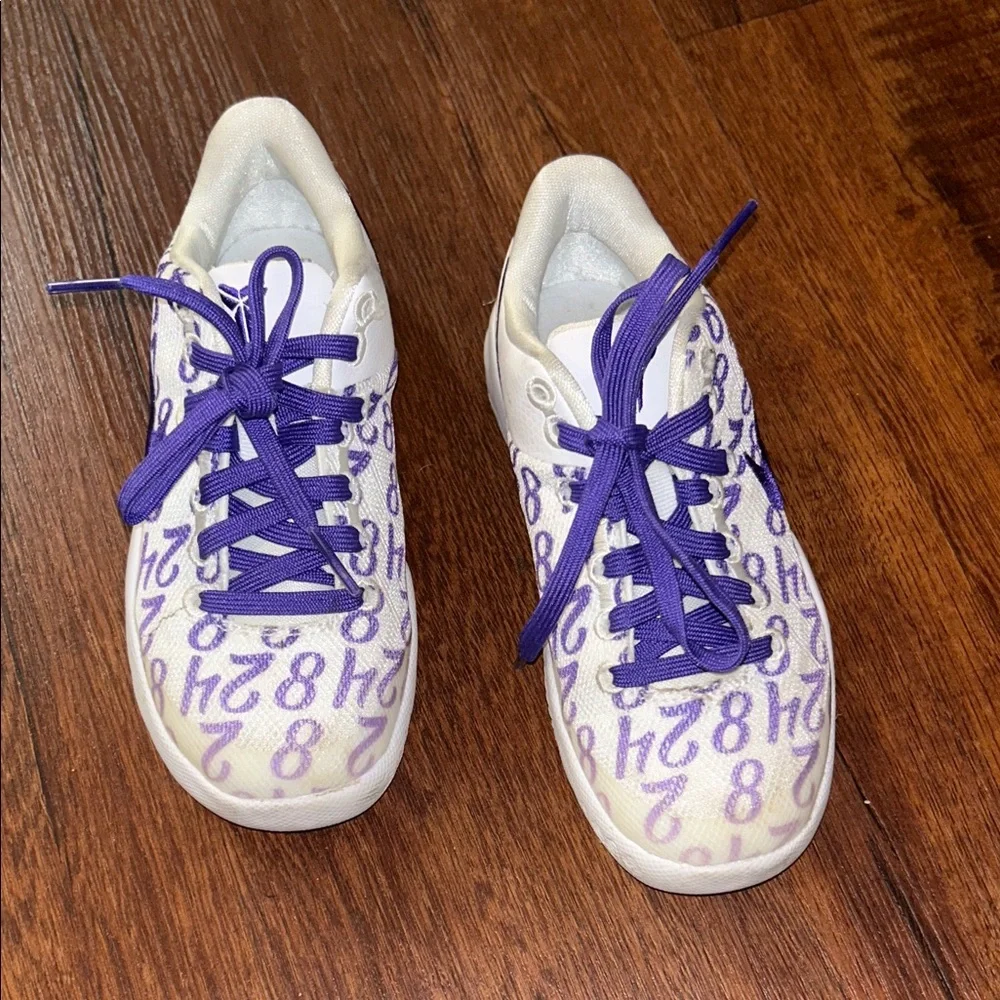 Boys Size 11 Nike Purple and White Kobe’s